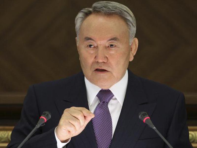 Для молодежи триязычие обязательно - Назарбаев