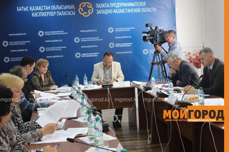 Две сотни предприятий ЗКО посчитали недобросовестными поставщиками госуслуг