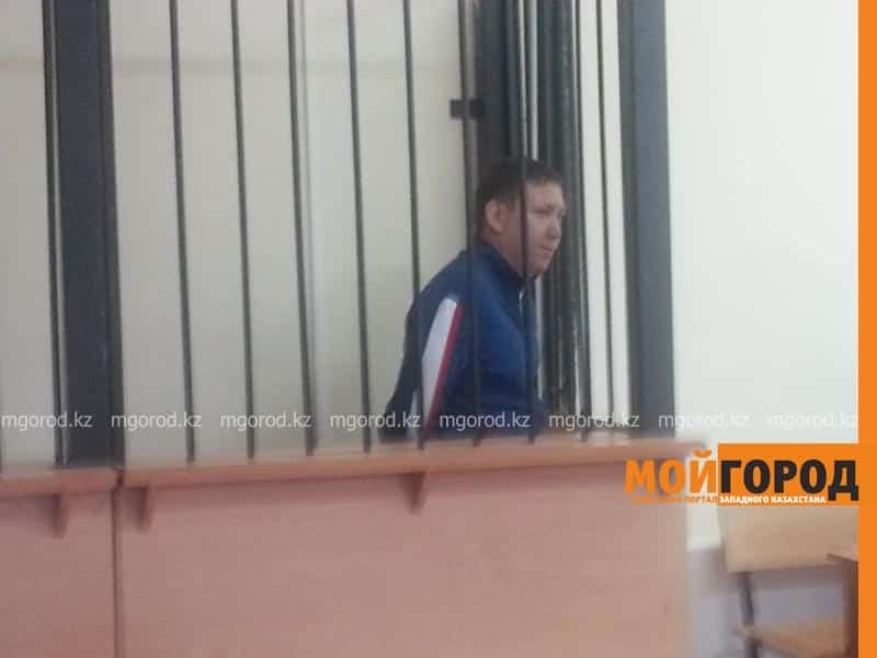 В Уральске начальника ЦОНа оштрафовали почти на 4 млн тенге за получение взятки