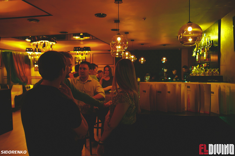 Развлекательный комплекс ELDIVINO приглашает в LOUNGE BAR