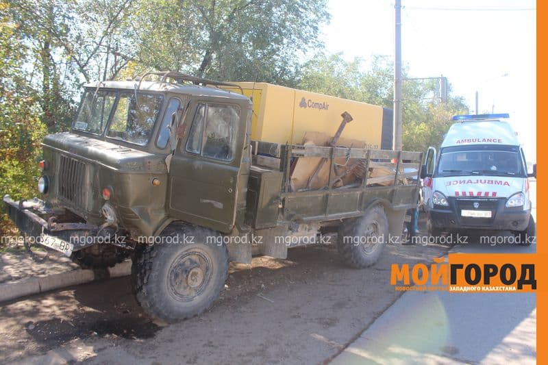 8 человек пострадали в результате ДТП с участием с пассажирского автобуса в Уральске