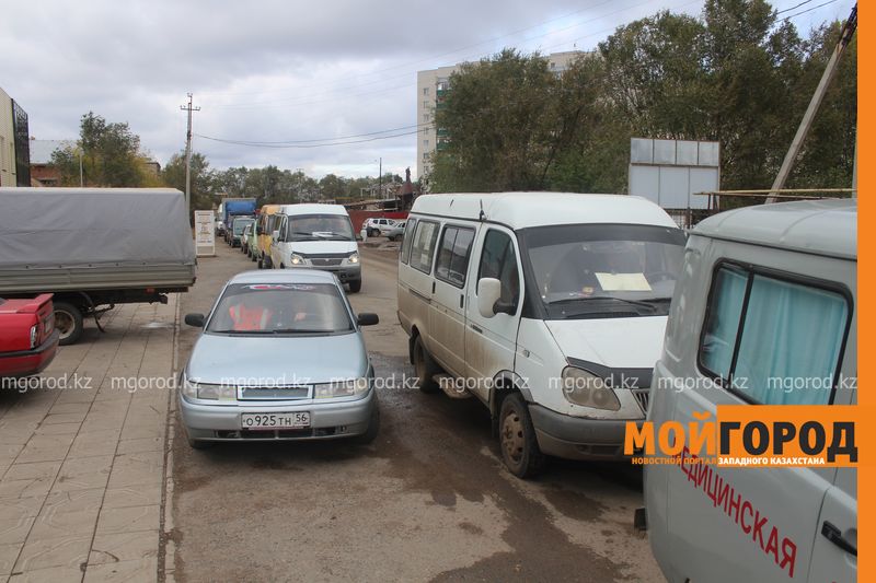 Аким ЗКО потребовал зарегистрировать все «взрывные бочки» на дорогах