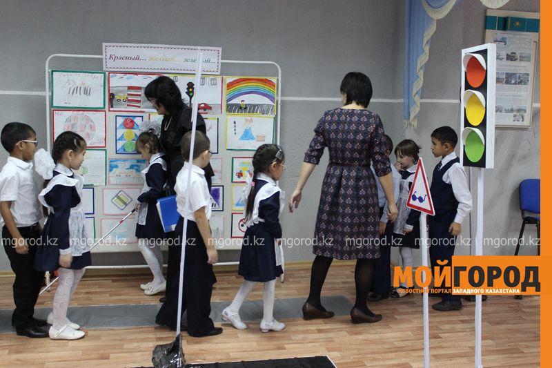 Уголок ПДД для детей с ограниченными возможностями открыли в Уральске