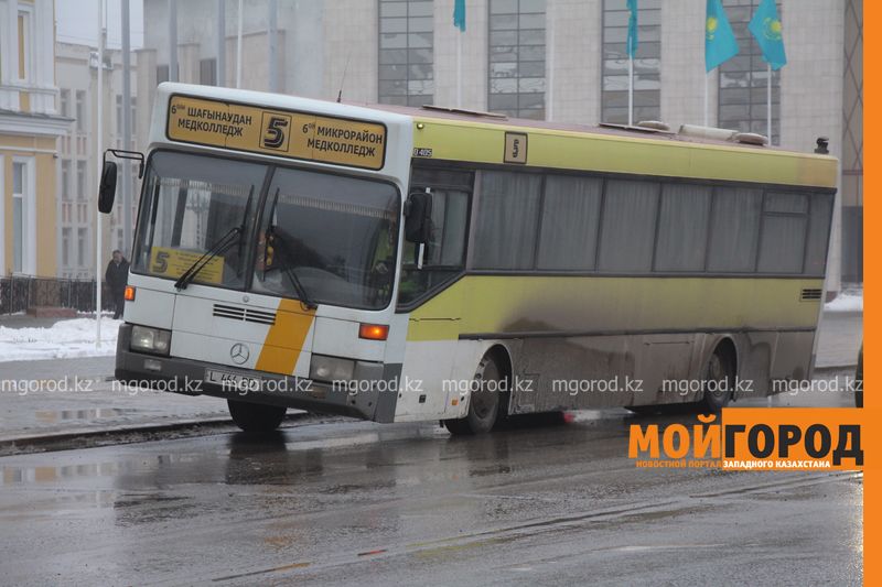 В Уральске на ходу сломался пассажирский автобус