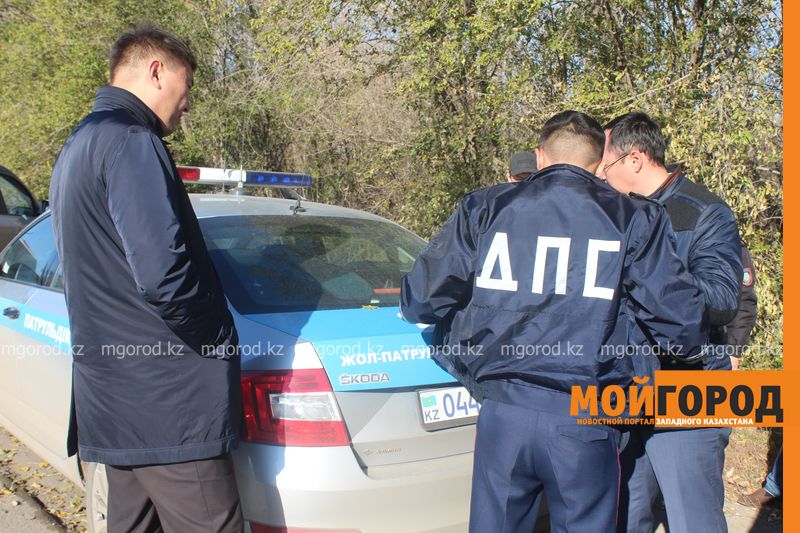 За взятку в 10 тысяч тенге полицейского приговорили к штрафу в Уральске