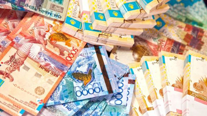 Глава Нацбанка теперь не будет подписывать тенге