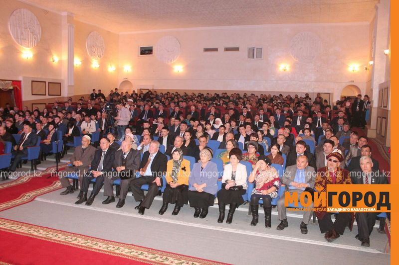 На встрече с населением аким ЗКО привел в пример уроки Конфуция