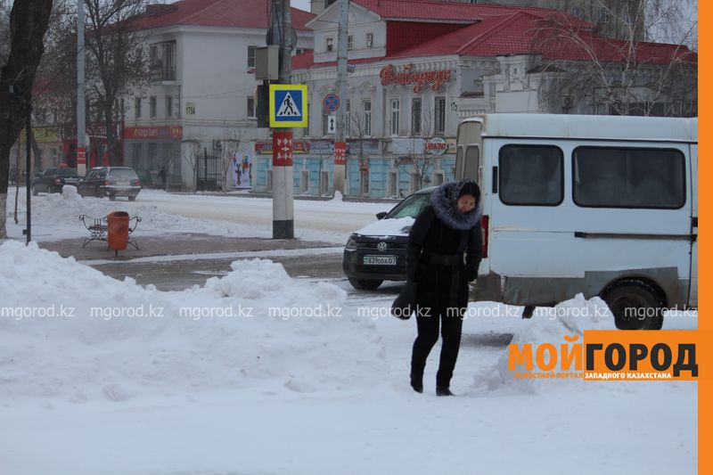 Из-за сильного ветра в Уральске без света сидят целые поселки и не работает детский сад