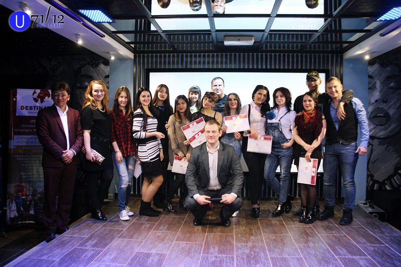 Вокалистки из Уральска выступили на одной сцене с Седоковой и Зверевым