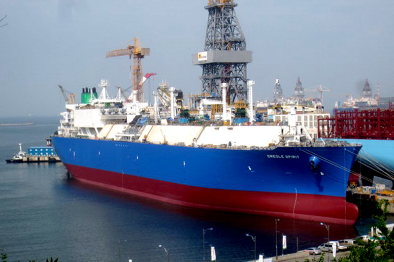 США начали поставлять газ в Европу