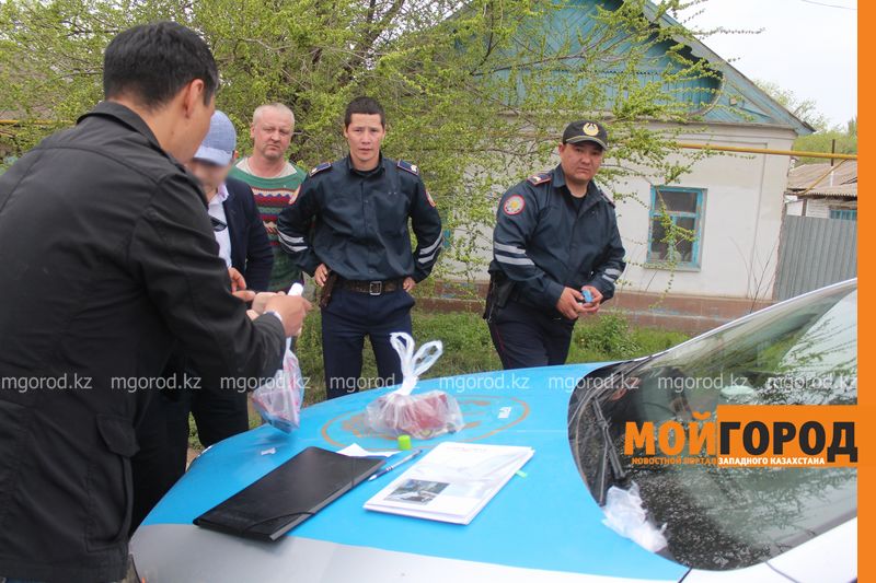 В Уральске полицейских задержали коллеги из антикоррупционной службы (фото, видео)