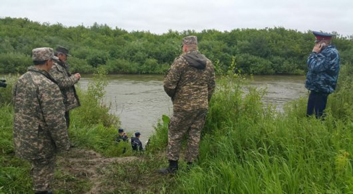 В СКО 9-летнюю девочку ищут более 300 человек