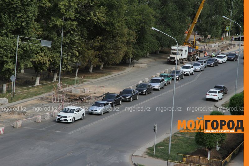Из-за ремонта дорог в Уральске невозможно ездить