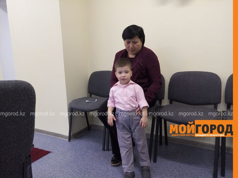 Родители Уральска сдают детей в центр несовершеннолетних, чтобы устроиться на работу