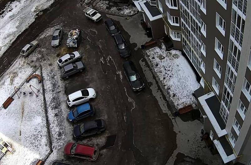 Актюбинцам советуют не жалеть денег на установку видеокамер во дворах