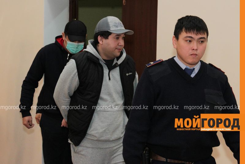 Прокуратура Уральска сняла с сутенеров обвинения в создании преступной группы