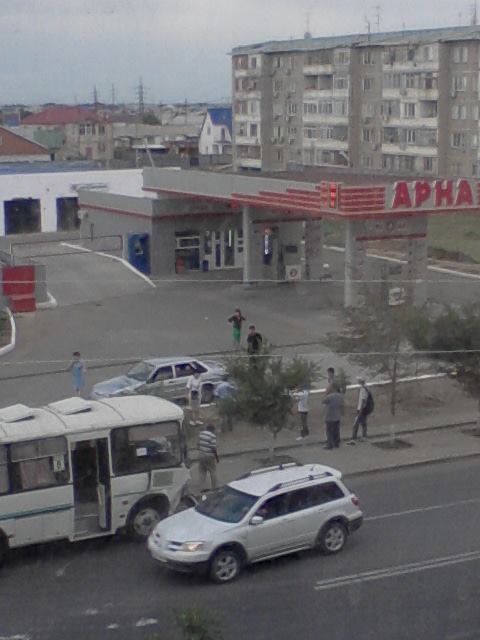 Жители Атырау просят полицейских обратить внимание на «смертельный» переход