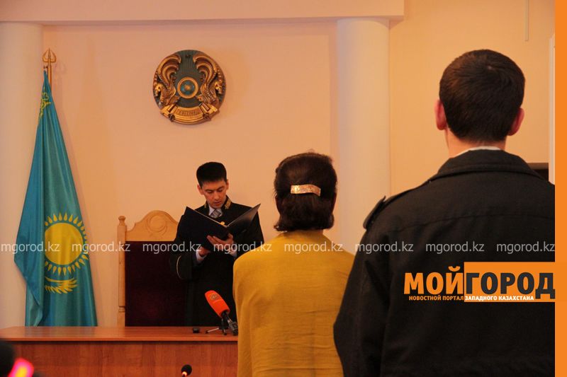 Миллион тенге заплатит мать уральского подростка за участие сына в драке