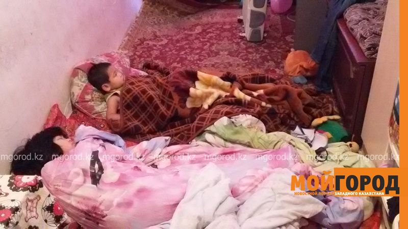 В Атырау мать-одиночка рискует остаться на улице