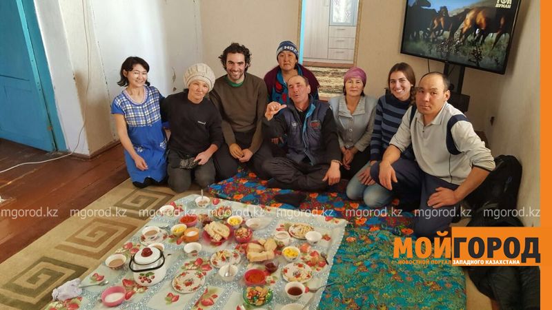 Путешественники из Испании застряли на дорогах Уральска