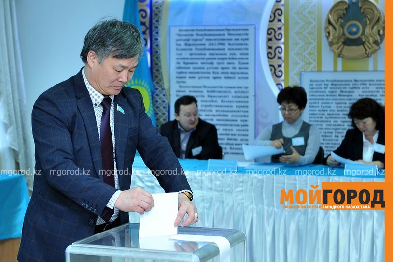 Кресло акима Аксая осталось вакантным
