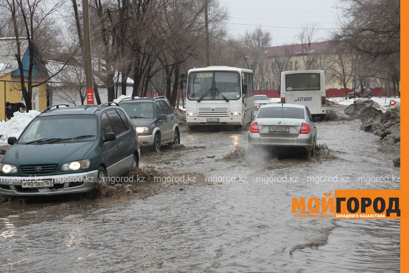 Уральск утопает в талой воде