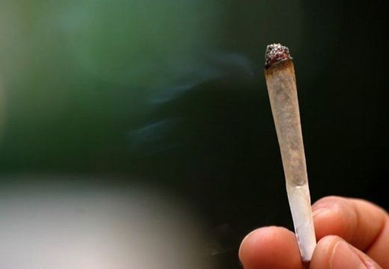 В Атырауской области мужчина лечил зубную боль марихуаной
