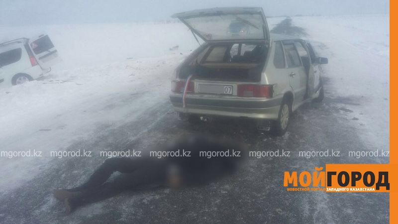 В лобовом столкновении погиб водитель в ЗКО