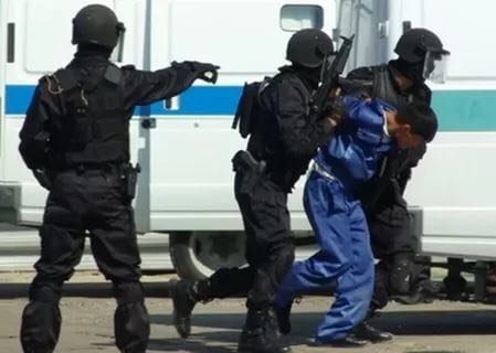 Жителей Теректинского района ЗКО просят не волноваться из-за большого количества полицейских