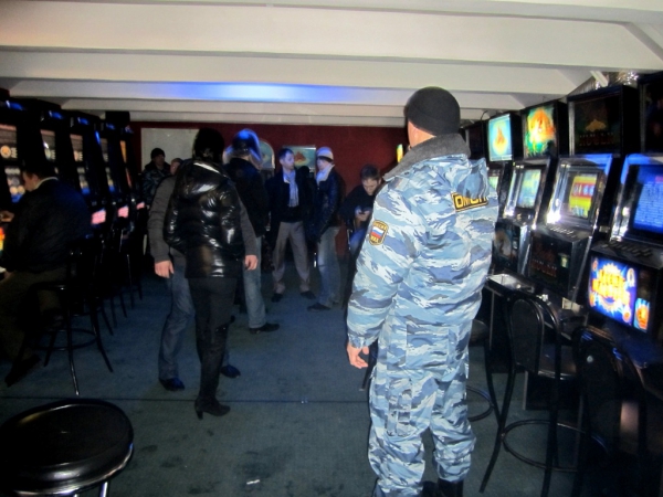 8 незаконных игорных заведений закрыли в Атырауской области с начала года