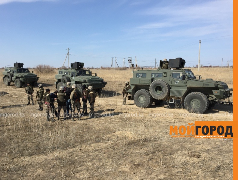 В Атырау силовики блокировали группу вооруженных террористов