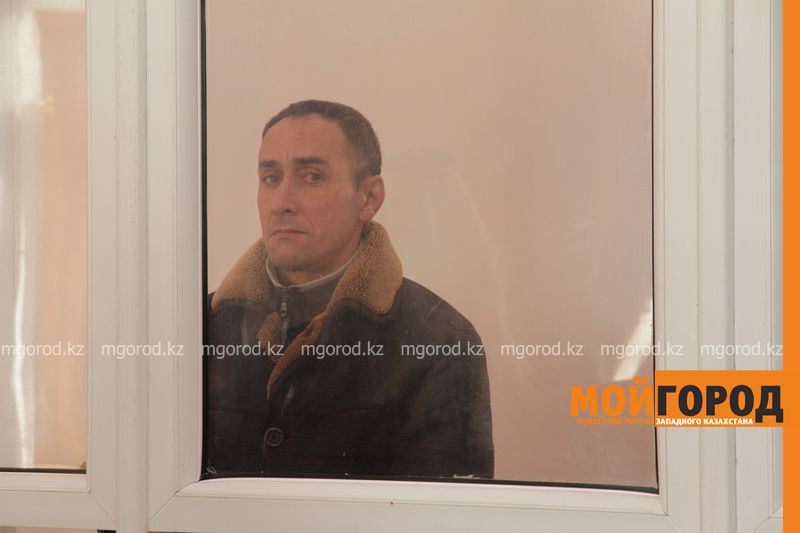 Житель ЗКО изготовил дома марихуану и пытался продать ее в России