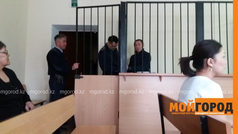 Экс-глава облспорта ЗКО заявил, что взятку в квартиру ему подкинули