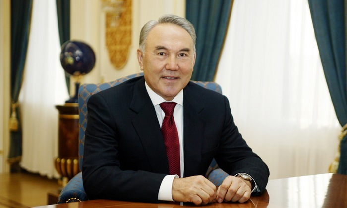 Нурсултан НАЗАРБАЕВ поздравил казахстанцев с Пасхой
