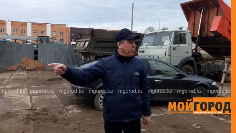 Акима Уральска возмутил мусор на улицах города