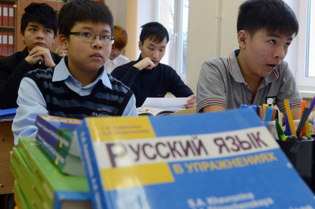 В Атырауской области стало меньше русскоязычной молодежи