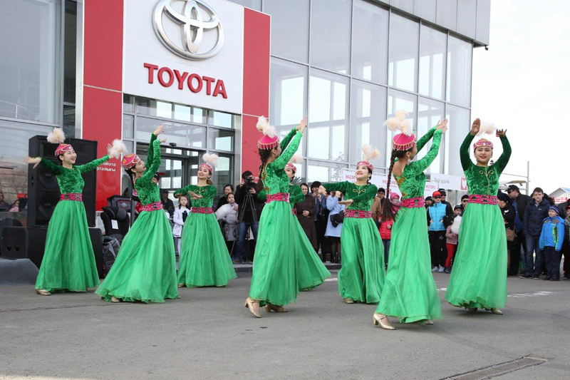 «Семья Toyota» отметила свою первую годовщину