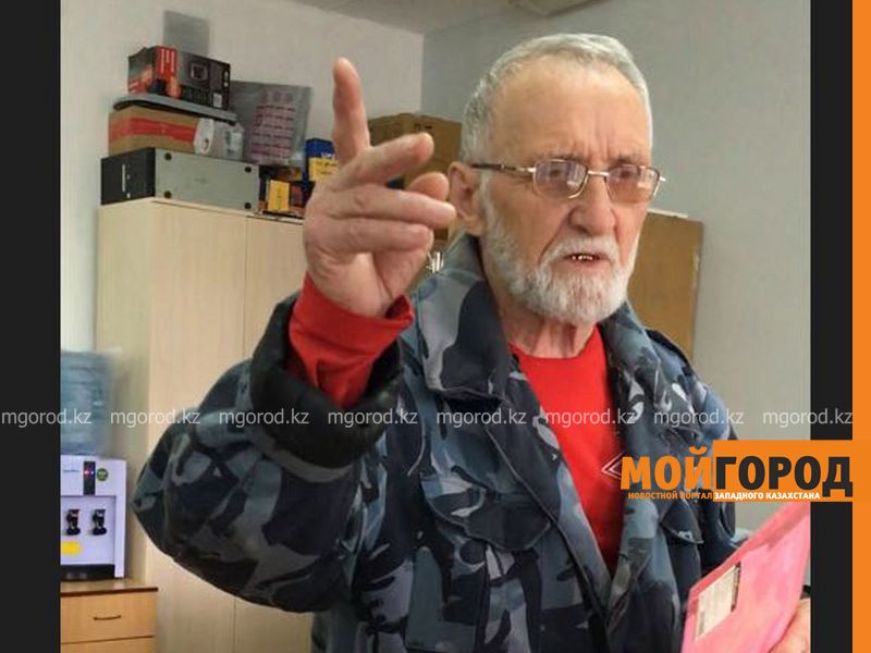Волонтеры Уральска проводят акцию на Родительский день