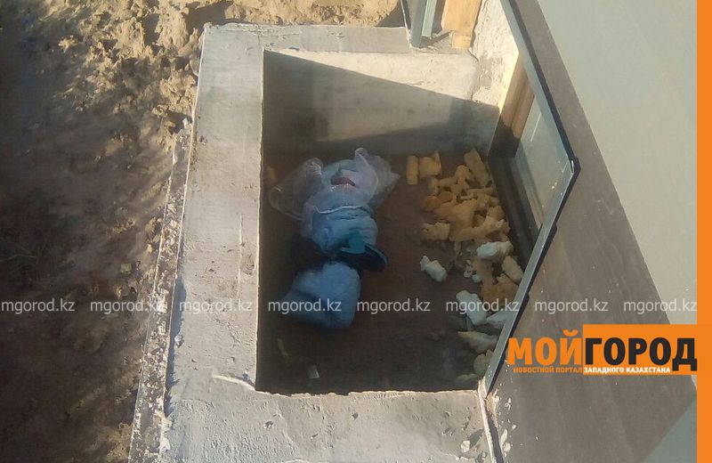 Полицейские нашли маму брошенного на стройке младенца в Уральске
