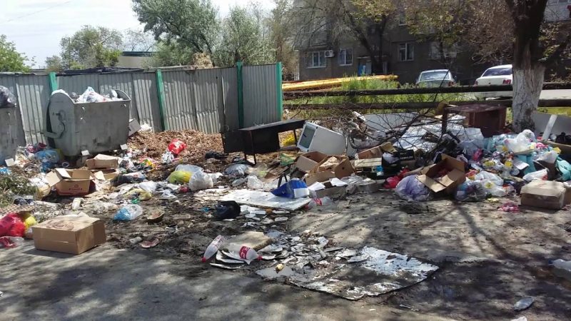 Долги за вывоз мусора с жителей Атырау будут взыскивать через суд