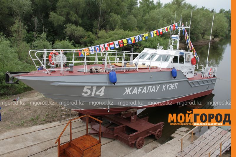 В Уральске спустили на воду скоростной катер