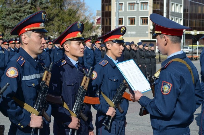 Почти 300 полицейских не хватает в Атырауской области