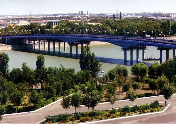 В Атырау на левом берегу реки Урал возведут новый район
