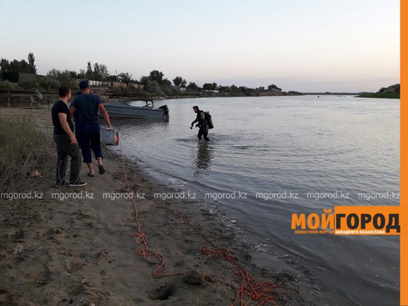 В Атырау во время купания на «диком пляже» утонул мужчина