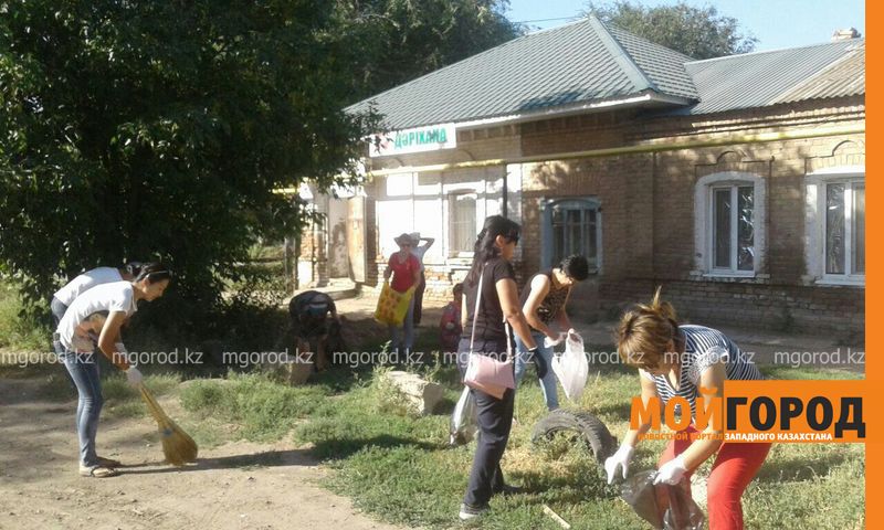 В субботнике приняли участие более семи тысяч уральцев