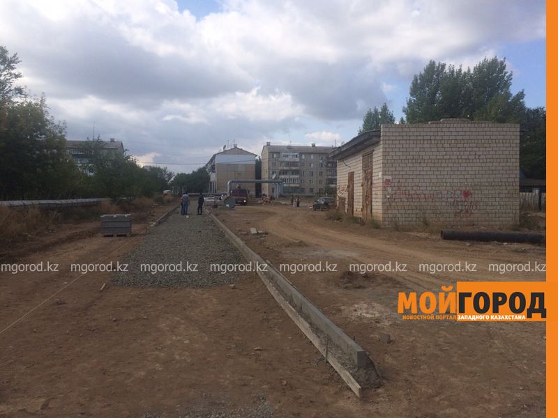 В Уральске строительство бульвара между 4 и 6 микрорайонами завершится в октябре