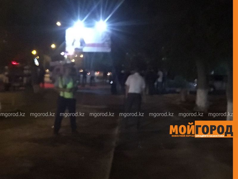 В Актау мужчина разгуливал с учебной гранатой (видео)