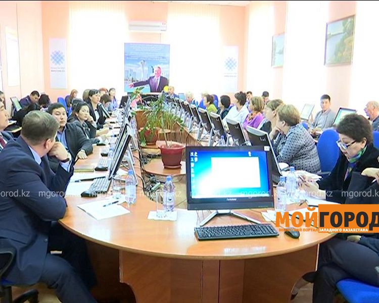 В Уральске обсудили ношение платков школьницами