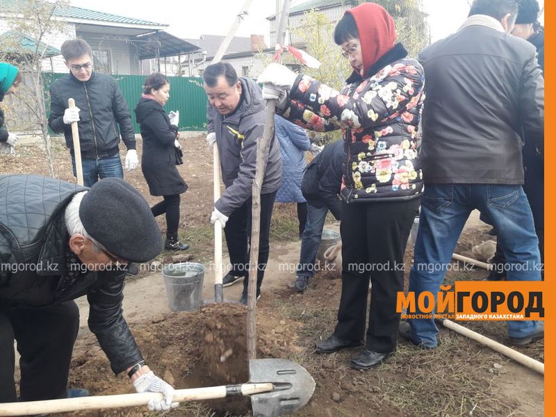 В Уральске прошел общегородской субботник