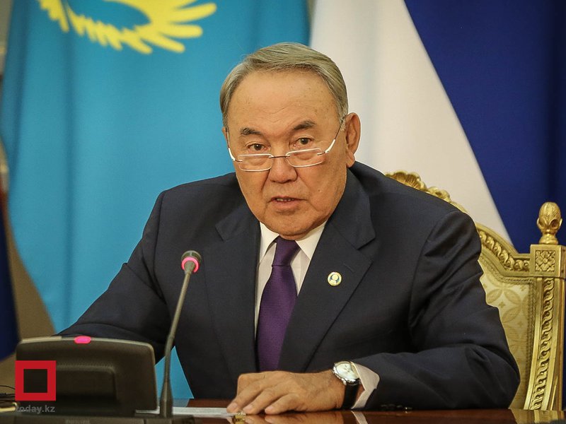 Назарбаев поручил Правительству вернуть капитал казахстанских компаний из-за рубежа